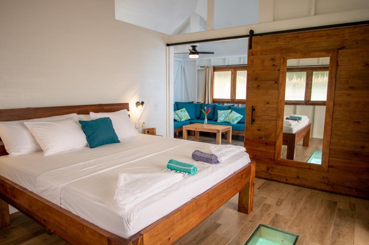 Sol Bungalows Bocas Town Bagian luar foto