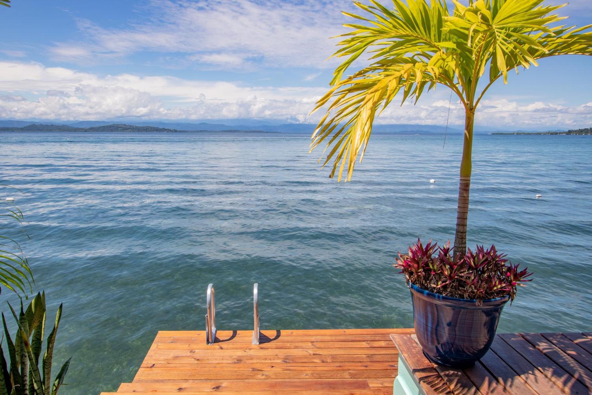 Sol Bungalows Bocas Town Bagian luar foto