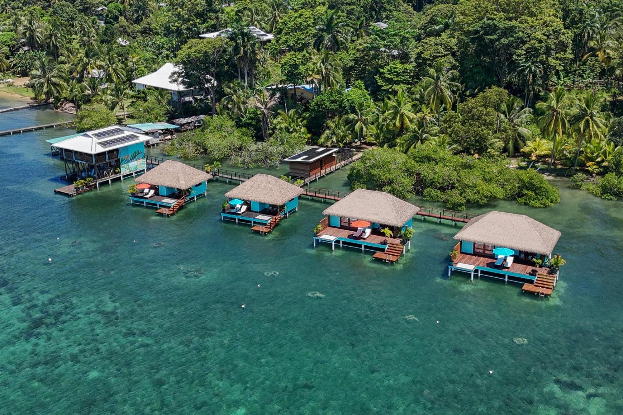 Sol Bungalows Bocas Town Bagian luar foto