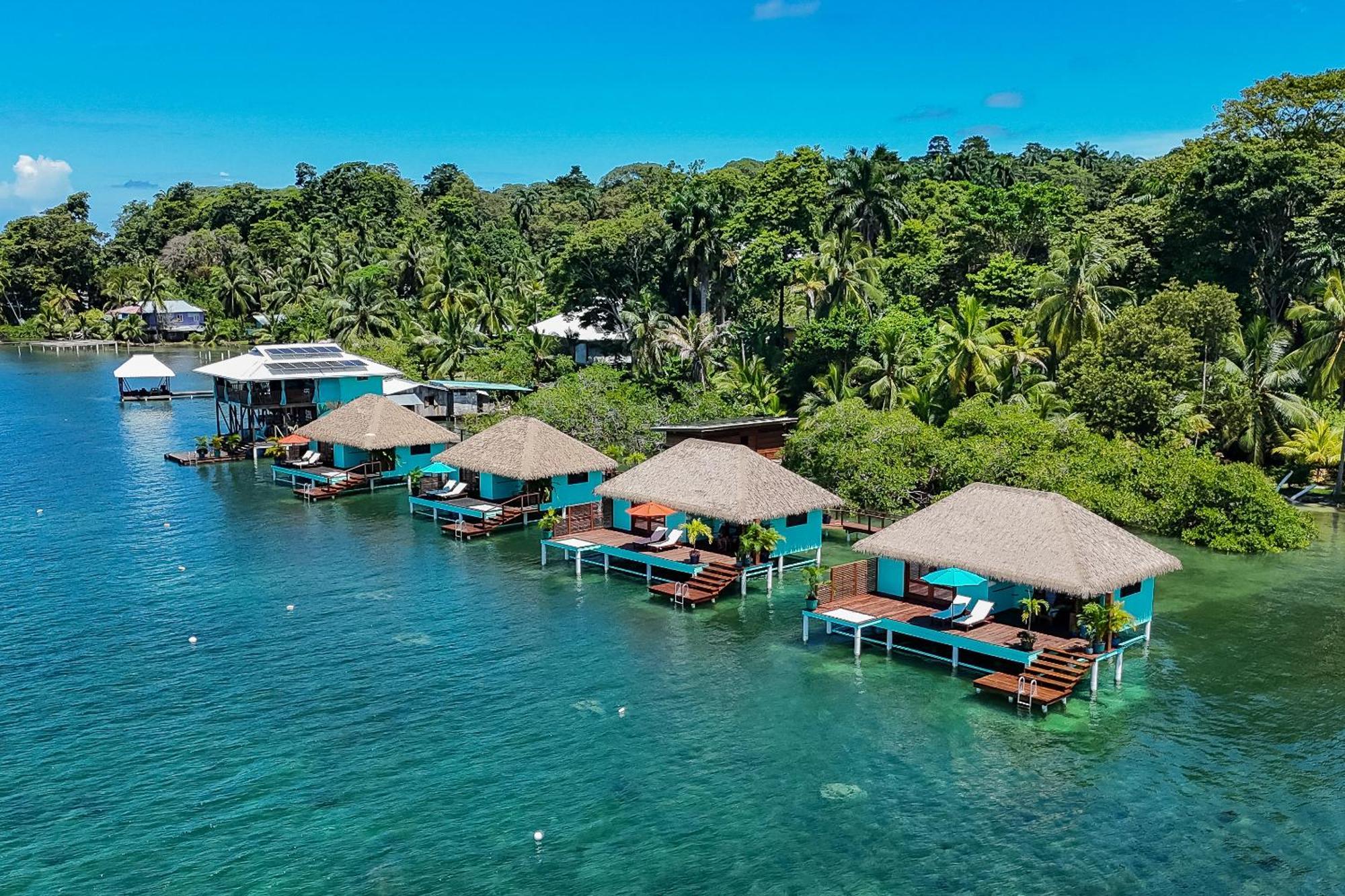 Sol Bungalows Bocas Town Bagian luar foto